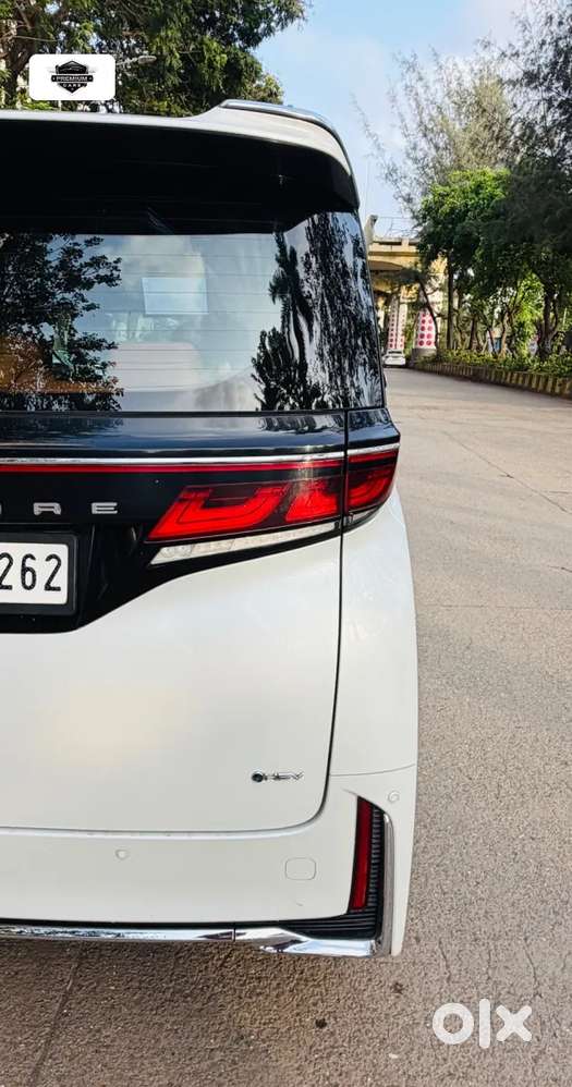 Toyota Vellfire Vip – Executive Lounge, 2024, Petrol
