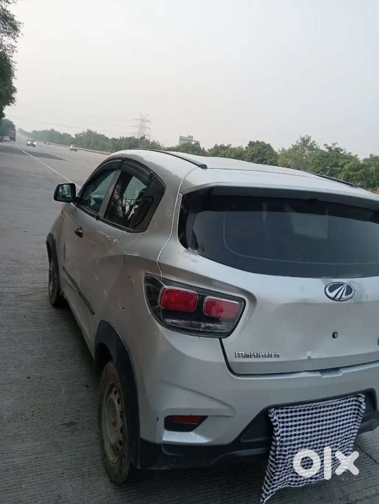 Sale Mahindra Kuv 100