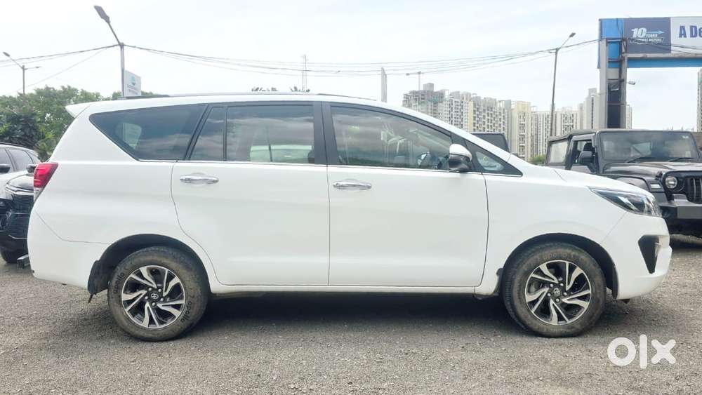 Toyota Innova Crysta 2.4 V 8 Str, 2022, Diesel