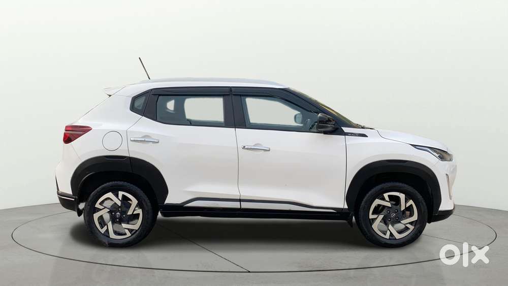 Nissan Magnite 1.0 Xv Turbo Cvt, 2022, Petrol