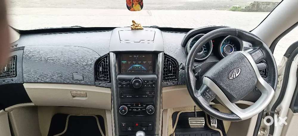 Mahindra Xuv500 Fwd W10 2017 Diesel 50000 Km Driven First Owner