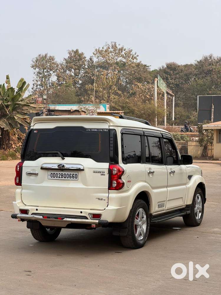 Mahindra Scorpio Classic 2.2 S 11 Mt 7 Str, 2021, Diesel