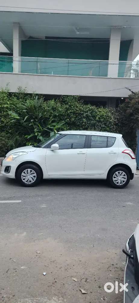 2016 Maruti Suzuki Swift Petrol Vxi