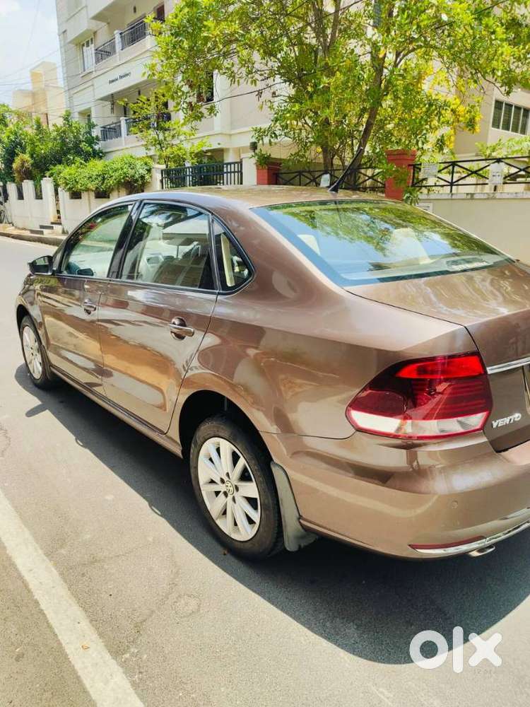 Volkswagen Vento 1.2 Tsi Highline Plus At, 2016, Petrol