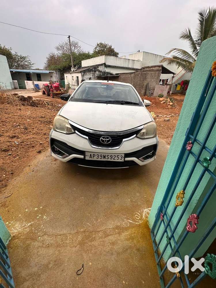 Toyota Etios 2015 Diesel 158316 Km Driven