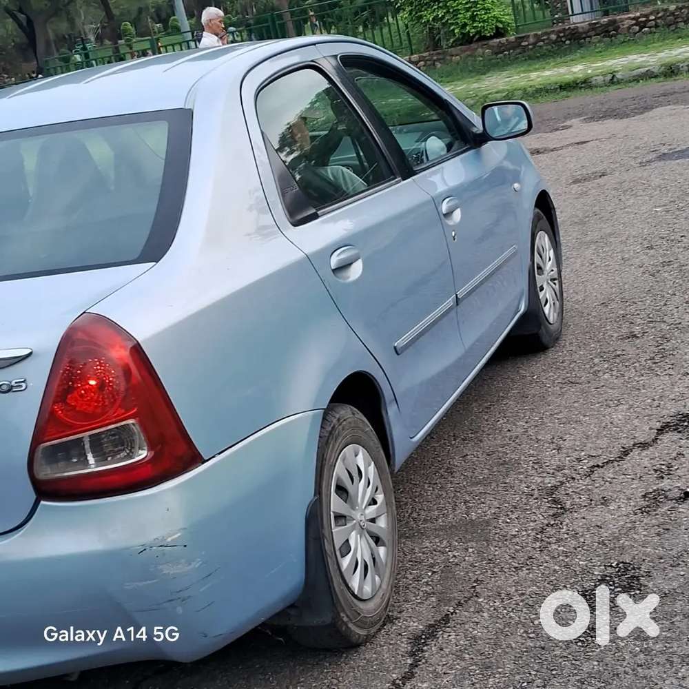 Toyota Etios 2011 Car