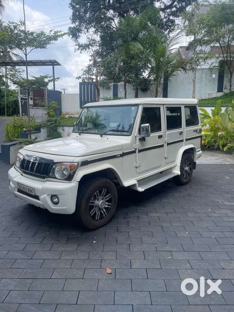 Mahindra Bolero Neo 2012