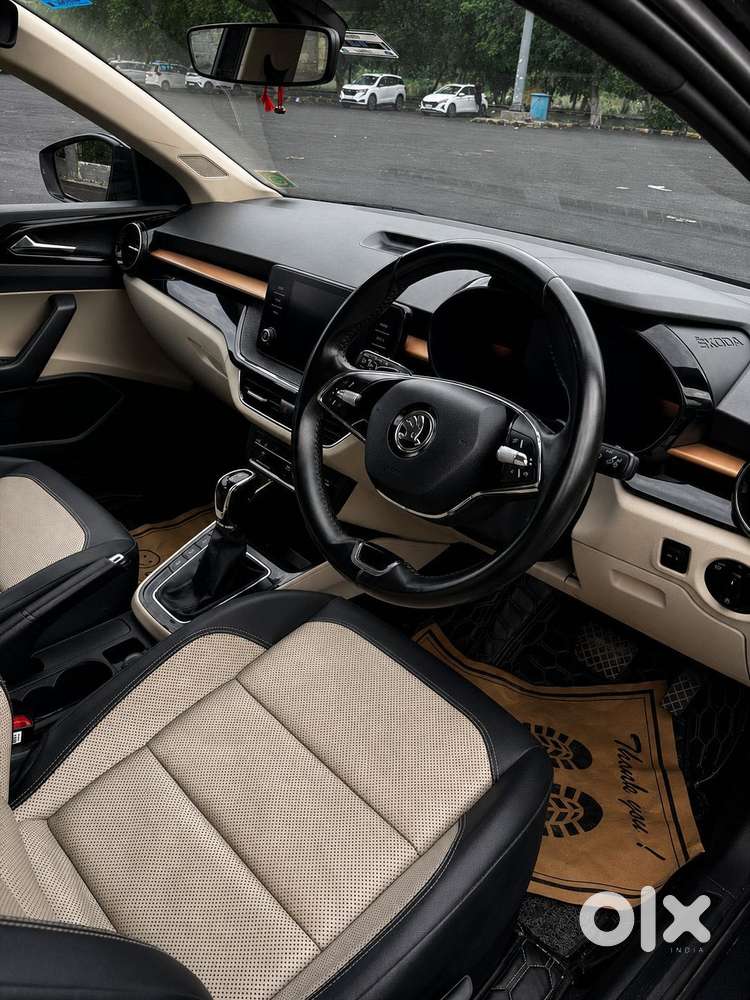 Skoda Slavia 1.0 Tsi Style At, 2022, Petrol