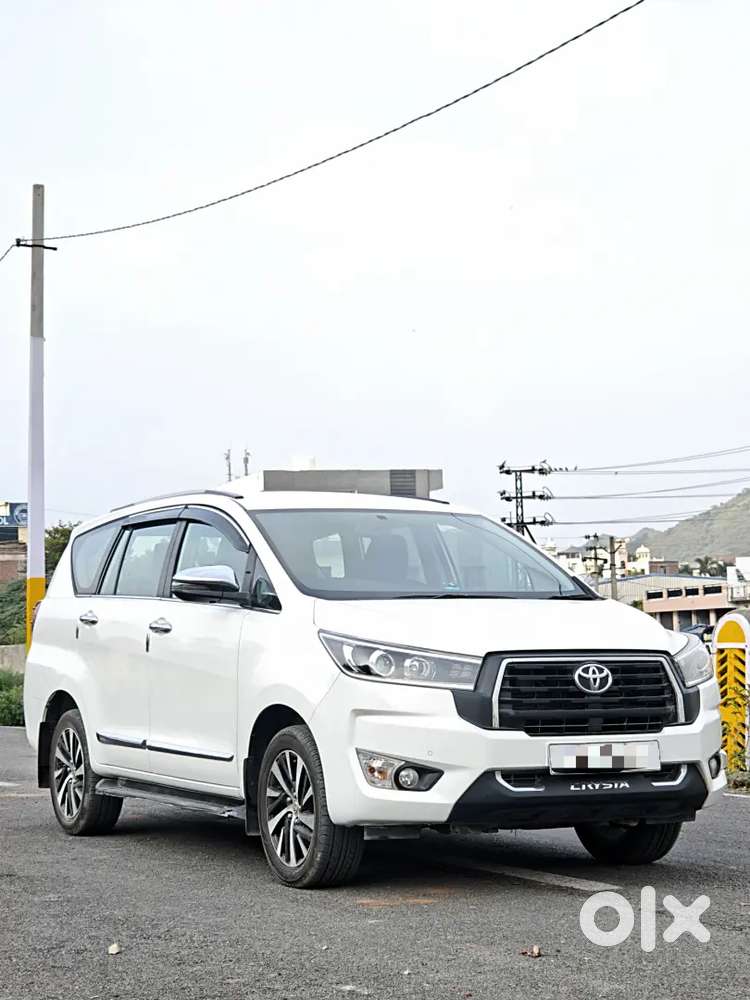 Toyota Innova Crysta 2.4 Z Diesel Manual 2024