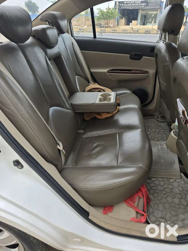 Hyundai Verna 1.6 Crdi 2010