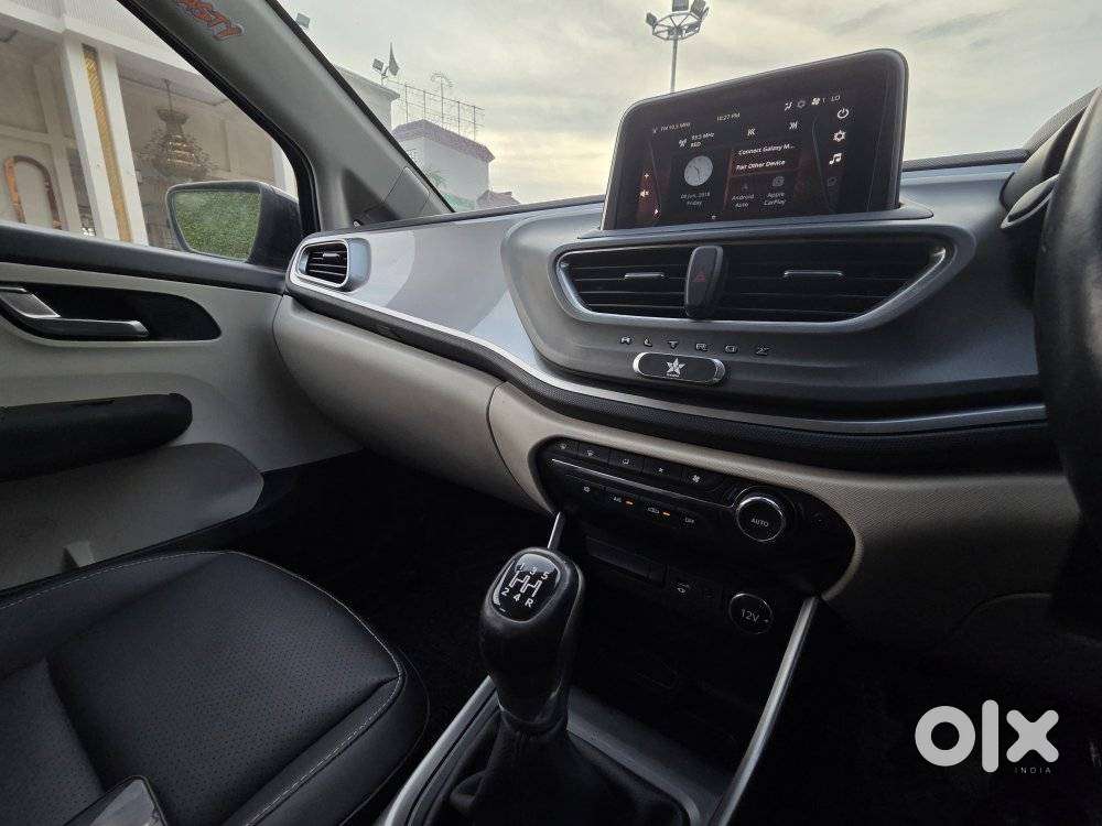 Tata Altroz Xz Plus (s), 2022, Petrol