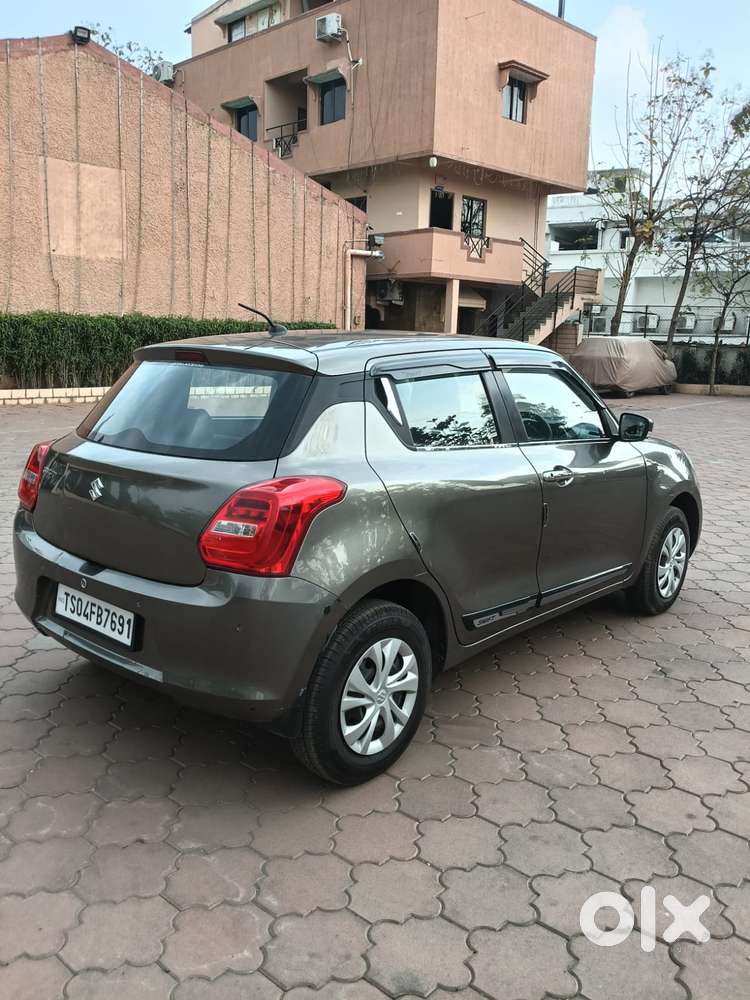 Maruti Suzuki Swift Vxi + Manual, 2022, Petrol