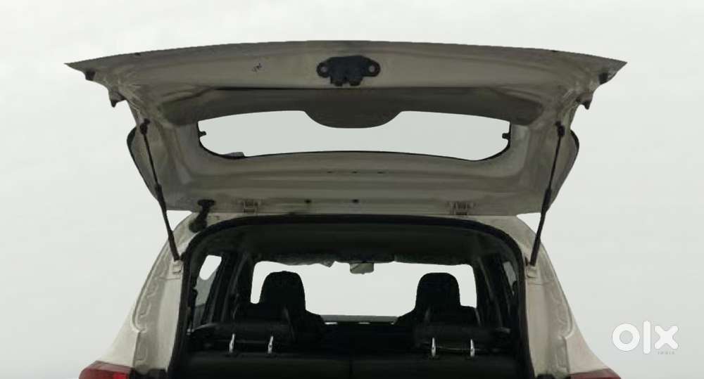 Renault Triber Rxz Easy-r Amt, 2020, Petrol