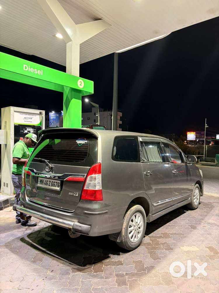 Toyota Innova Diesel 2014