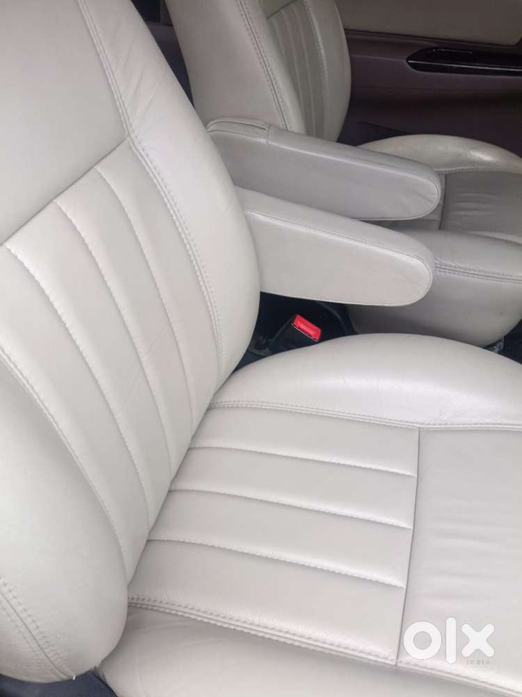 Toyota Innova 2015 Model