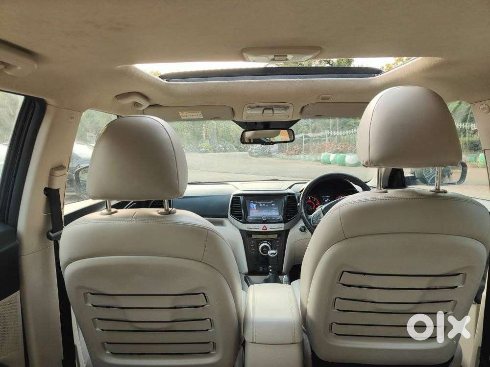 Mahindra Xuv300 W8 Option Dual Tone Diesel, 2021, Diesel