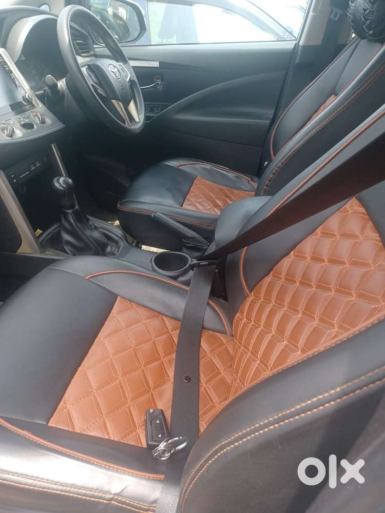 Innova Crysta 2023