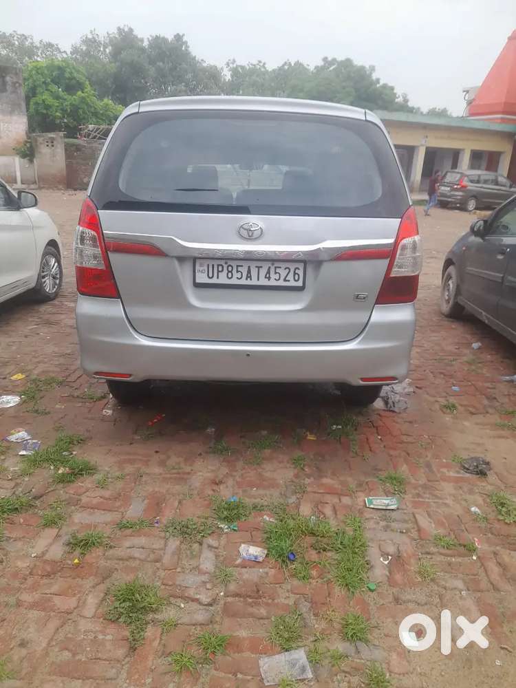 Toyota Innova Hycross 2015 Diesel 2nd Owner
