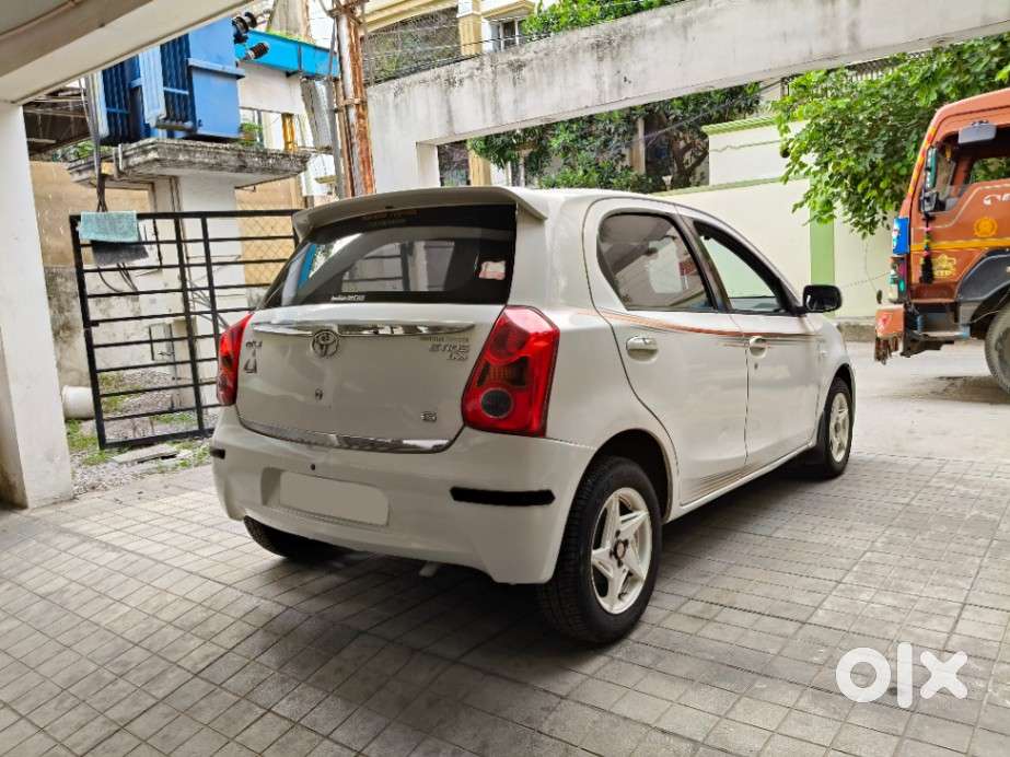 Toyota Etios Liva G Xclusive Edition, 2011, Petrol