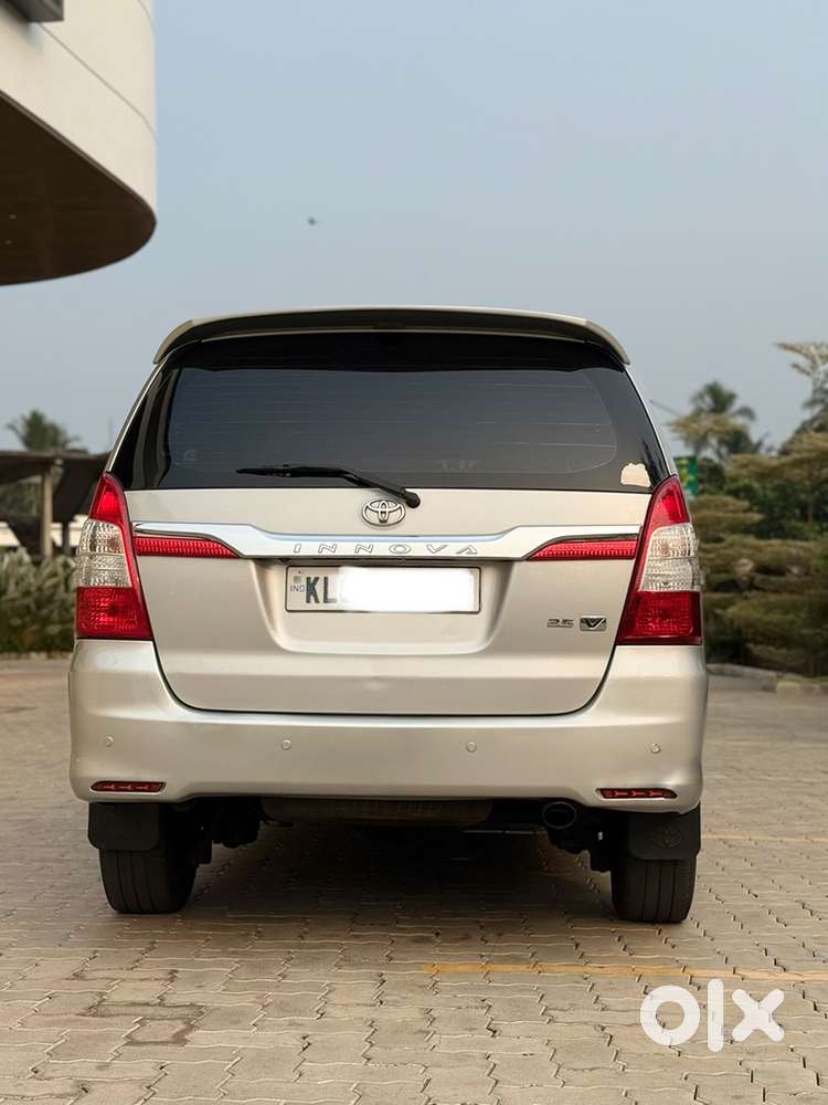 Toyota Innova 2013 Last V Diesel Good Condition