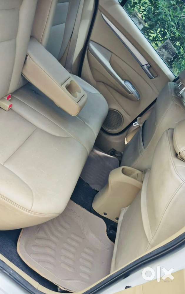 Honda City 1.5 V Mt – 2010 Model  ₹2.49 Lakh