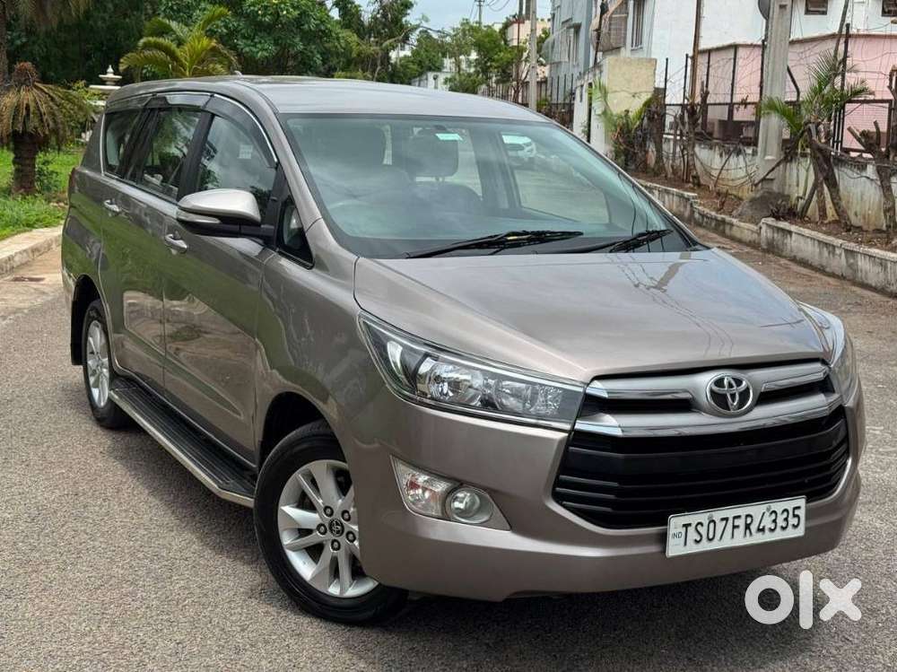 Toyota Innova Crysta G 8 Str, 2017, Diesel