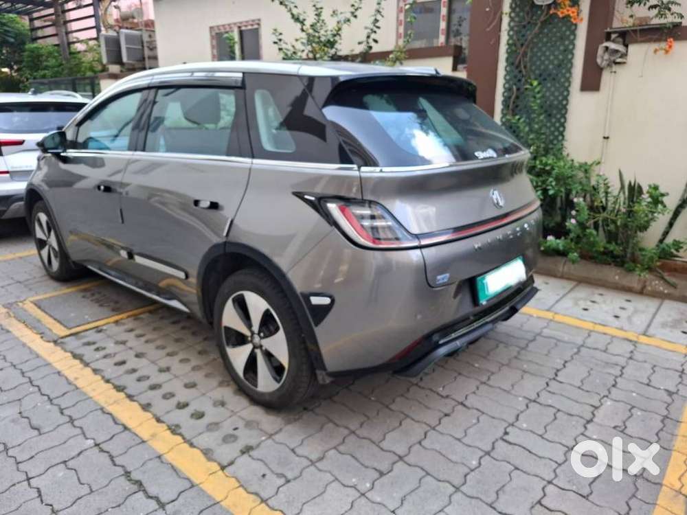 Mg Windsor Ev Essence, 2025, Electric