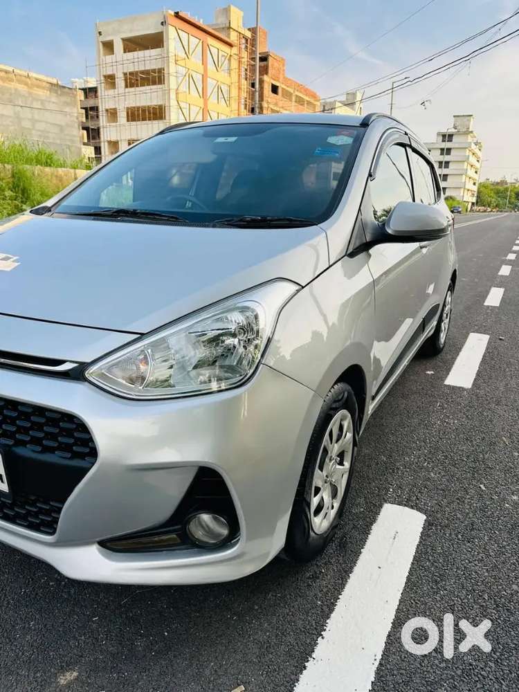 Hyundai Grand I10 2017 Petrol 40000 Km Driven