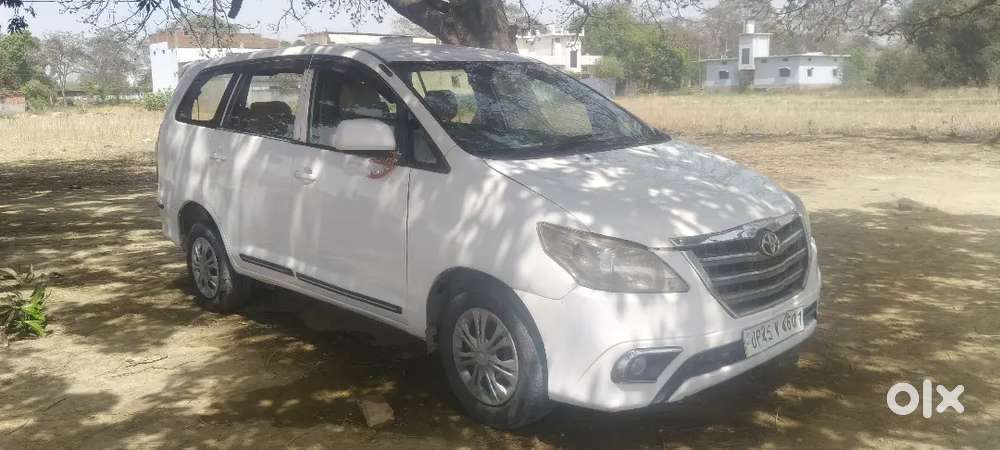 Toyota Innova 2011