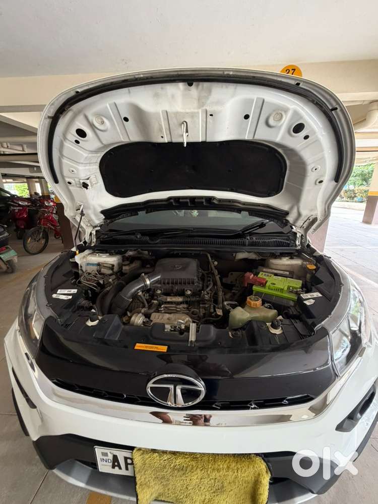 Tata Nexon Xz+s Petrol |2023|1st Owner |45000km |warranty Till Jan2028