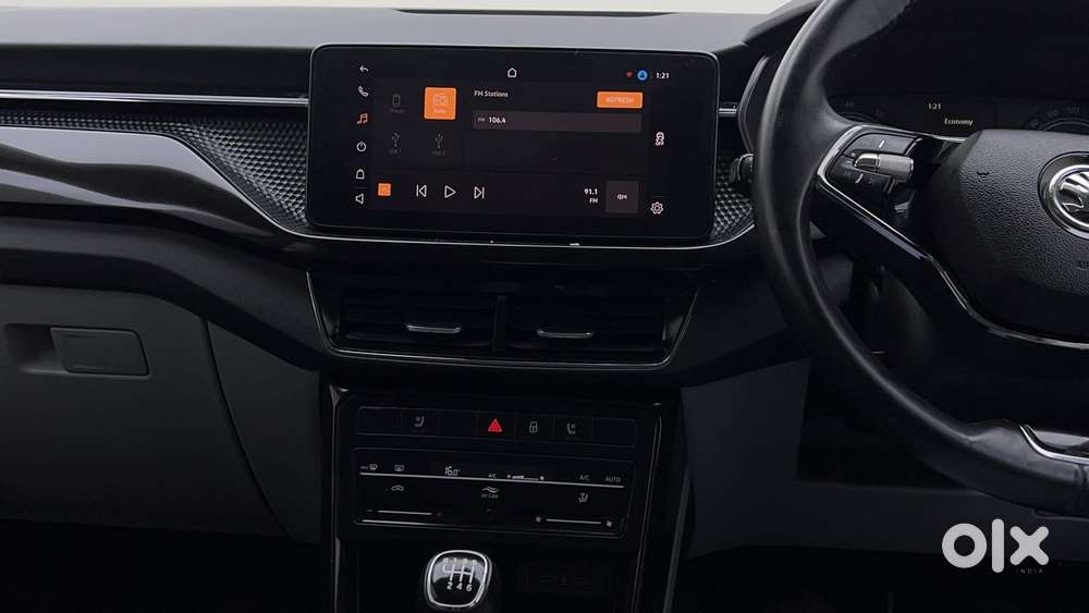 Skoda Kushaq Style 1.0l Tsi Mt, 2022, Petrol