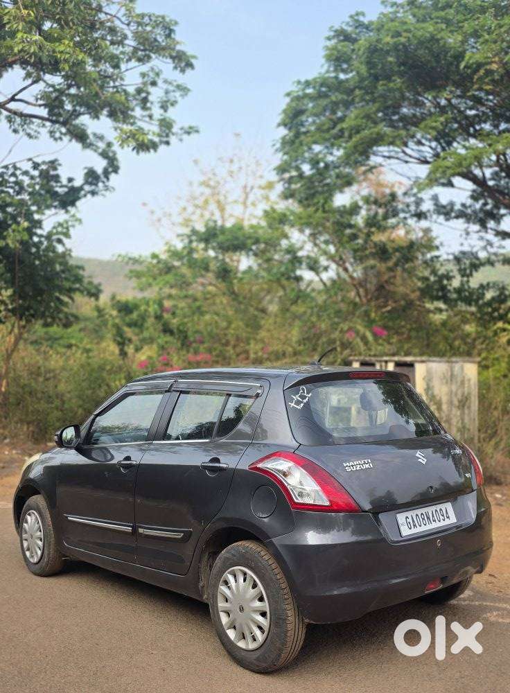 Maruti Suzuki Swift Vxi 1.2 Abs Bs-iv, 2017, Petrol