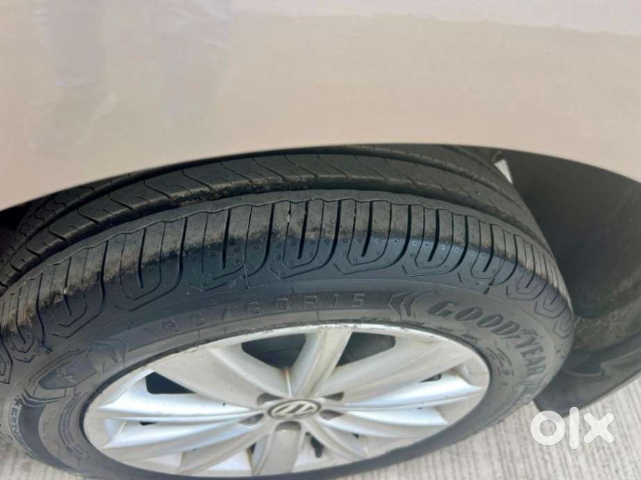 Volkswagen Vento 1.2 Tsi Highline Plus At, 2016, Petrol