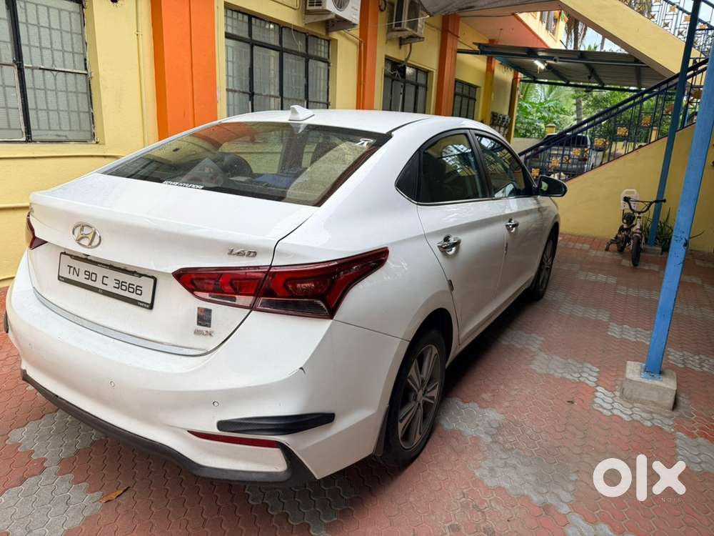 Hyundai Verna 2017 Diesel Well Maintained Top End
