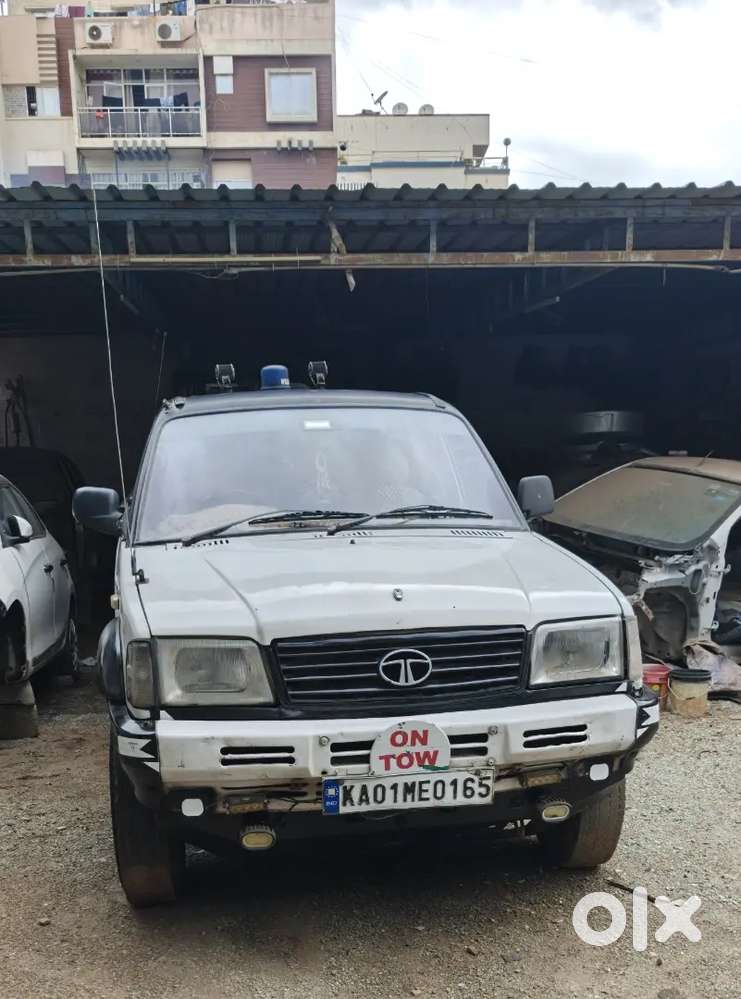 Hi I'm Saling My Towing Van Is In Good Condition With Two Permission