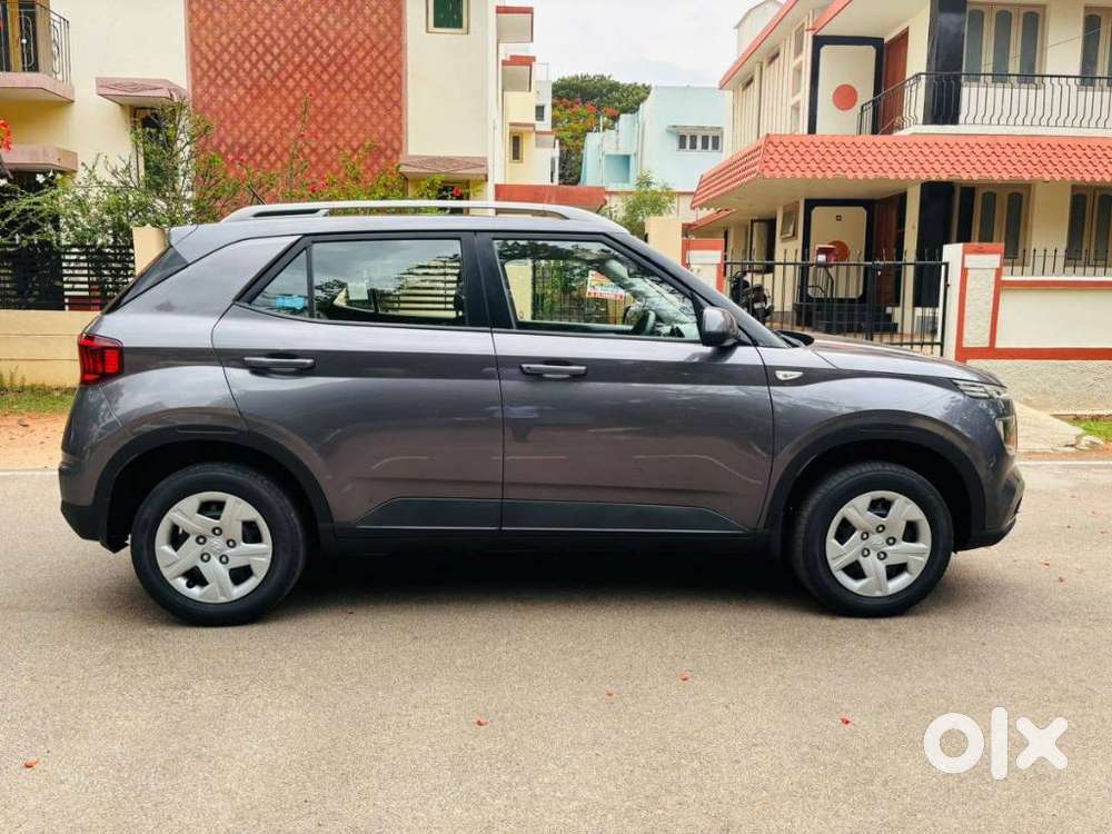 Hyundai Venue S Mt Turbo Gdi 1.0l, 2019, Petrol