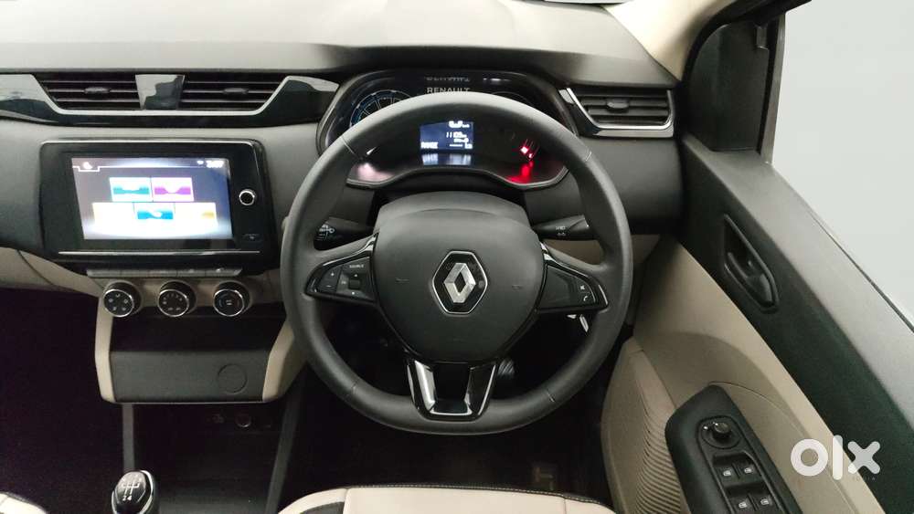 Renault Triber Rxt, 2025, Petrol