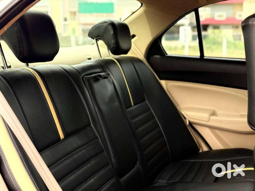Maruti Suzuki Dzire 1.2 Zxi, 2019, Petrol