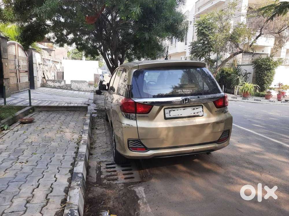 Honda Mobilio Diesel 2015