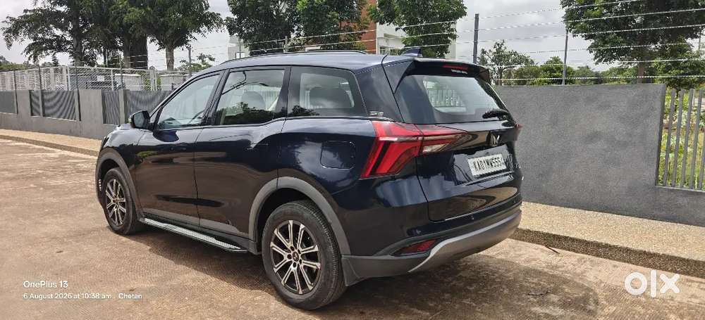 Mahindra Xuv700 Ax3 Mt 5str  Petrol Manual