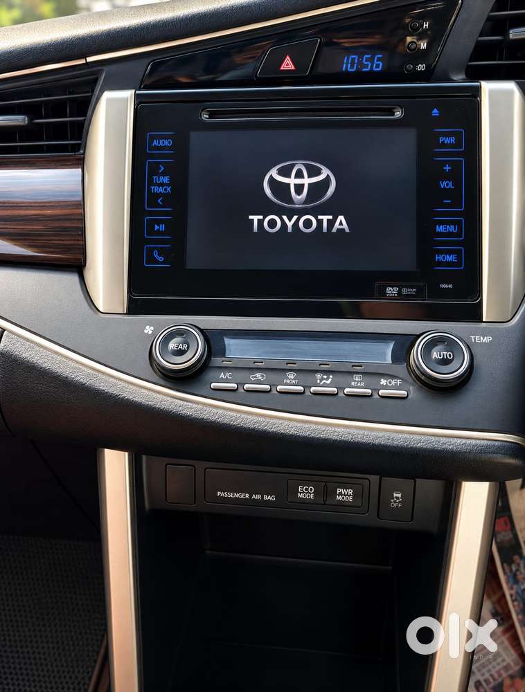 Toyota Innova Crysta 2.8 Zx At, 2016, Diesel