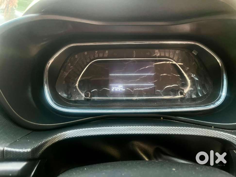 Tata Nexon Smart Plus1.2 Revotron Petrol 5 Mt, 2024, Diesel