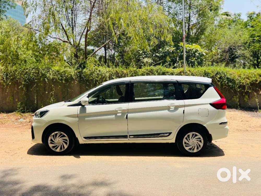 Maruti Suzuki Ertiga 1.5 Vxi, 2022, Petrol