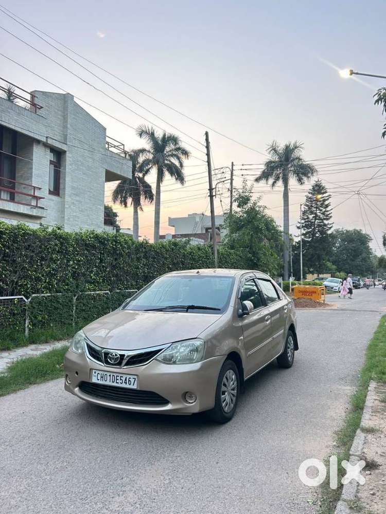 Toyota Etios, 2011, Petrol