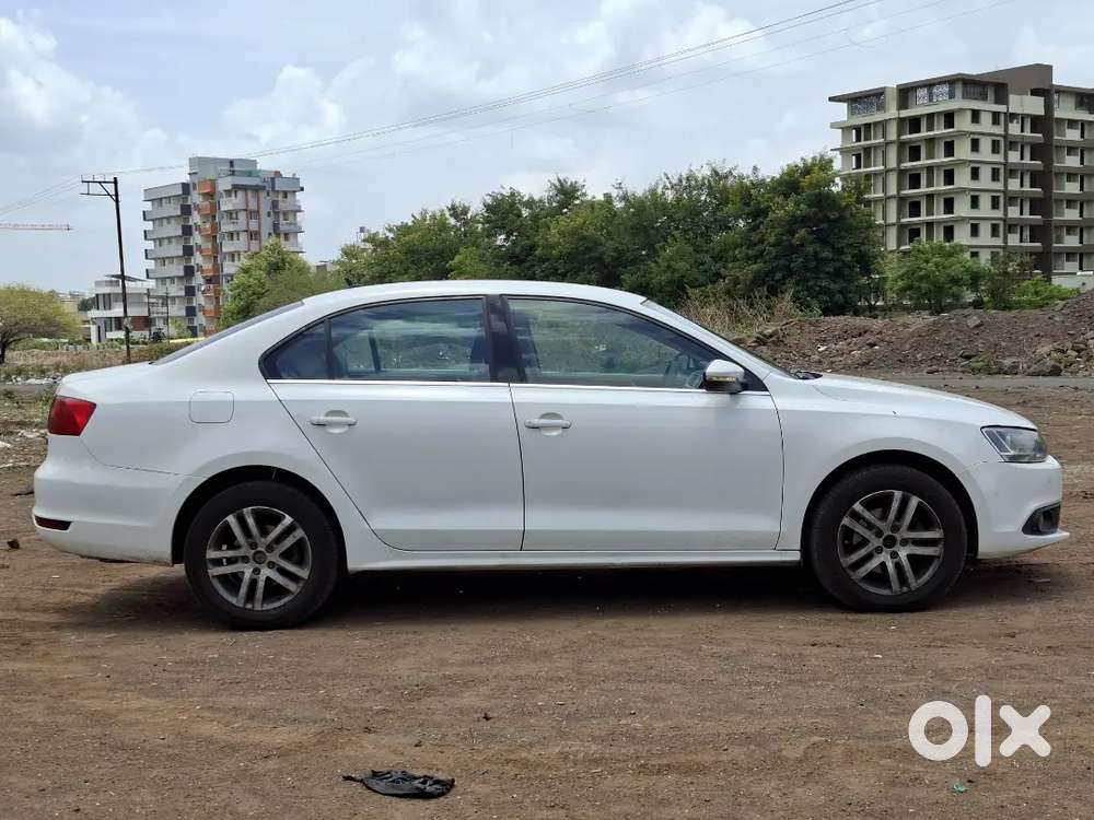 Volkswagen Jetta 2012 Car