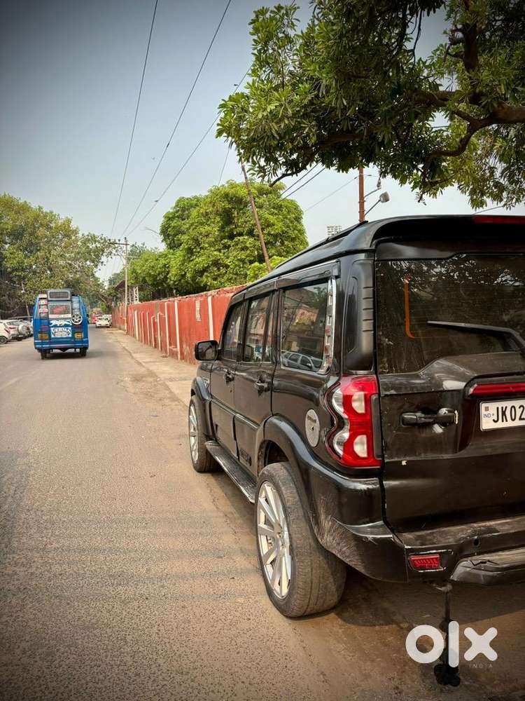 Mahindra Diesel Car 2016