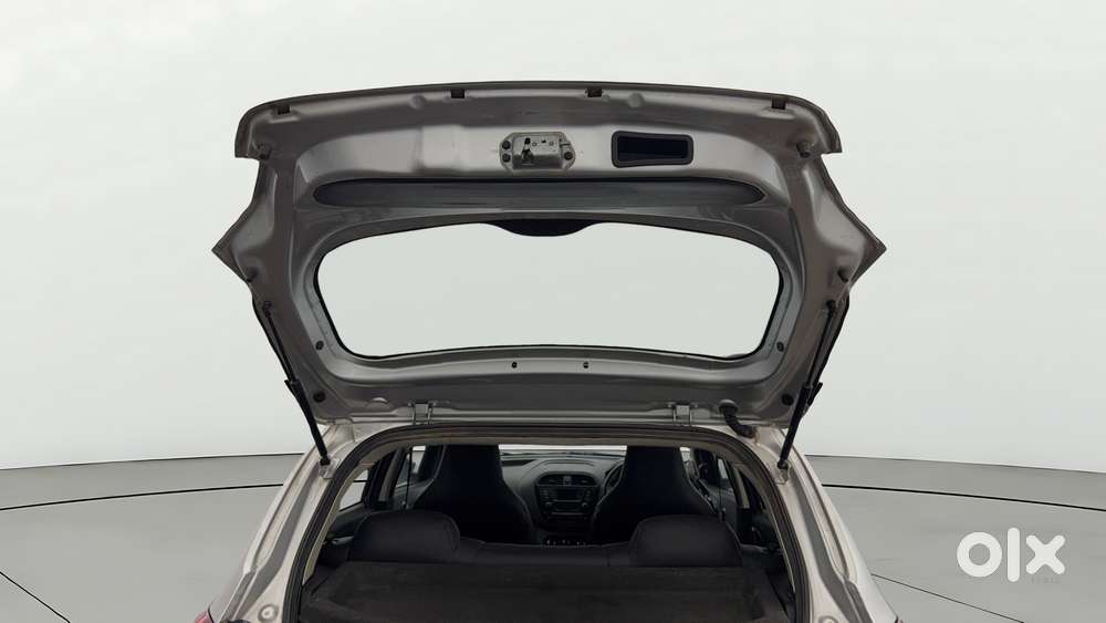 Tata Tiago 1.2 Revotron Xt, 2017, Petrol
