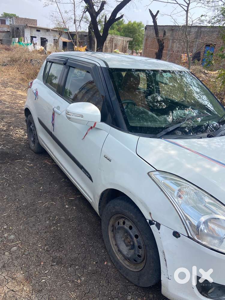 Maruti Suzuki Swift Petrol 96000 Km Driven