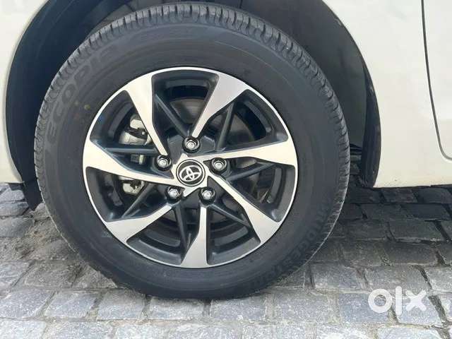 Toyota Rumion V Mt, 2024, Petrol