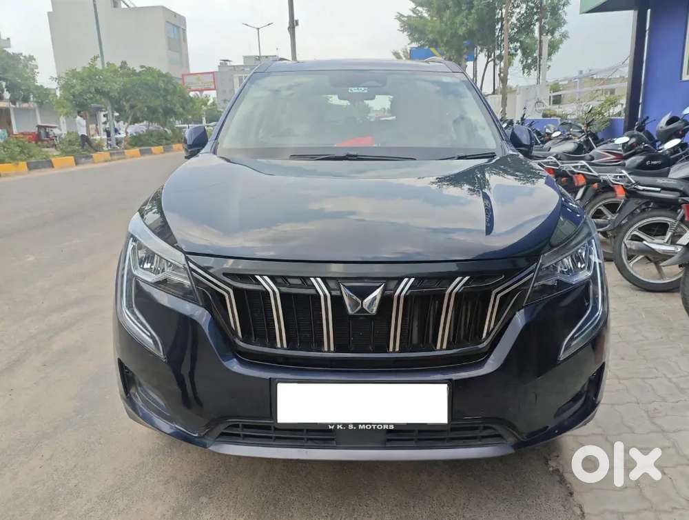 Mahindra Xuv Diesel Ax7 2024